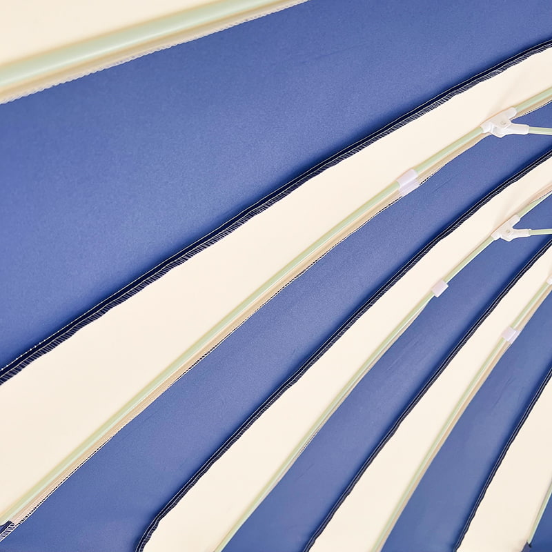 Payung Pagoda Tambal Sulam Biru Dan Putih 2,5M