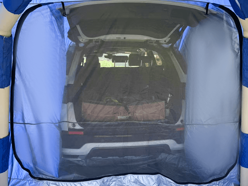 Tenda Kemah Mobil Dipasang di Belakang Tenda Kemah Mobil Dipasang di Belakang